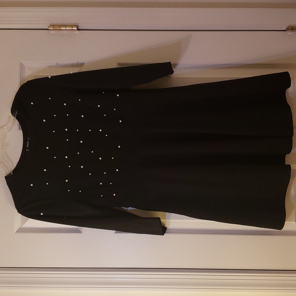 Ladies Black midi dress